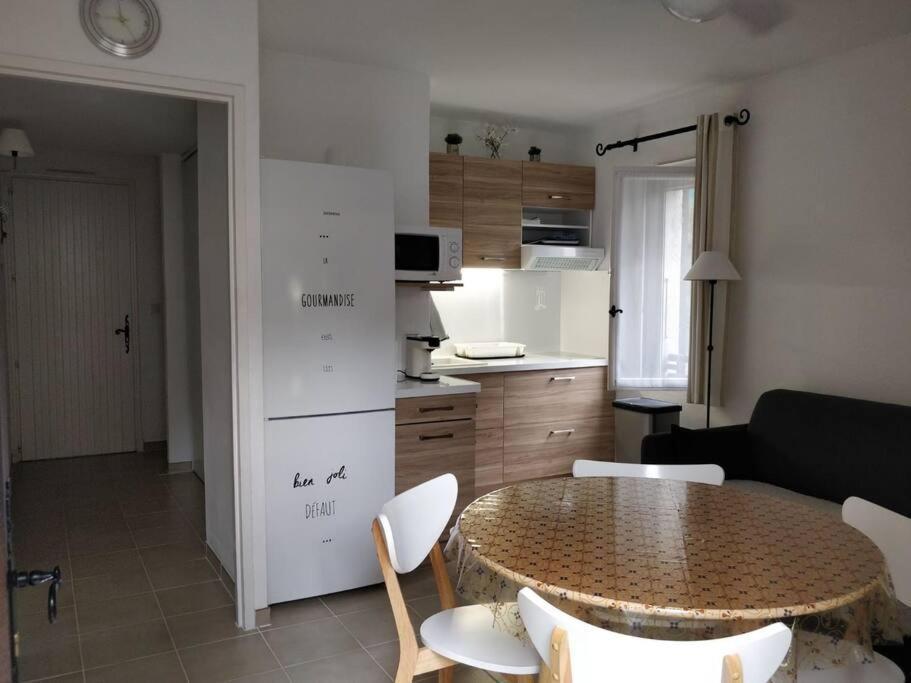 St Raphael 37m2, Piscine, Wifi, Commerces 5mn A Pieds